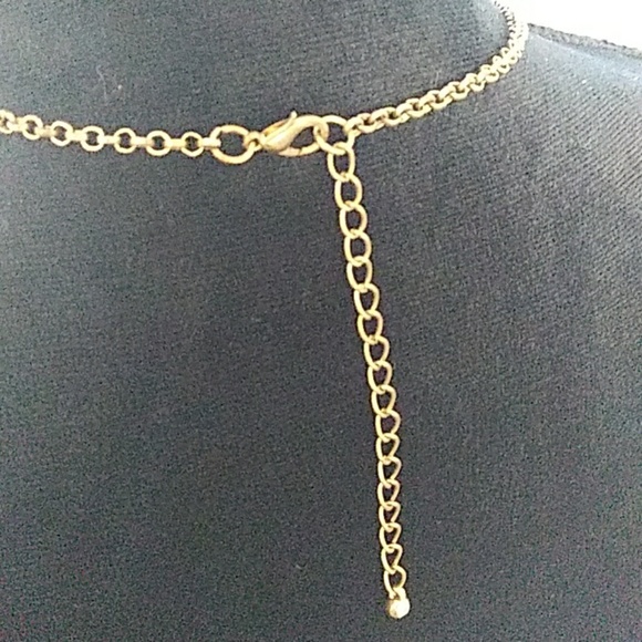 LOVELY FAUX PEARL NECKACE - Picture 3 of 8